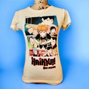 Hot Topic Haikyu tee